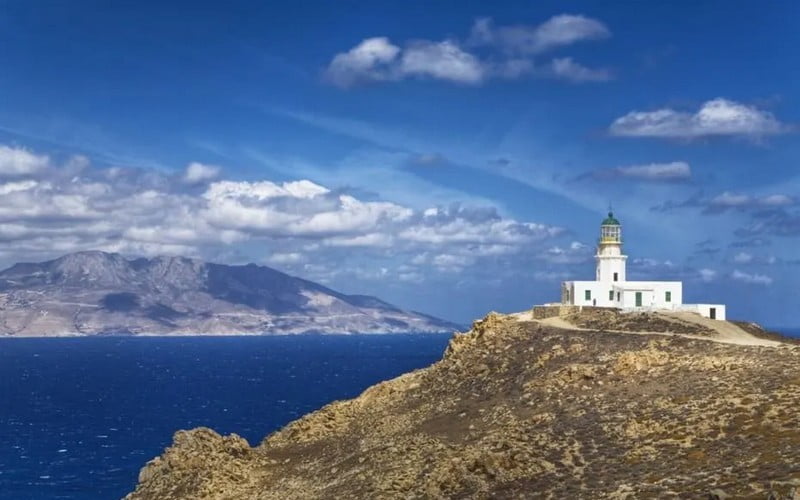 Armenistis: The legendary lighthouse of Mykonos